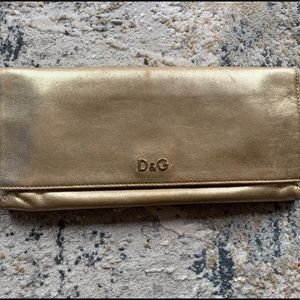 D&G wallet/clutch